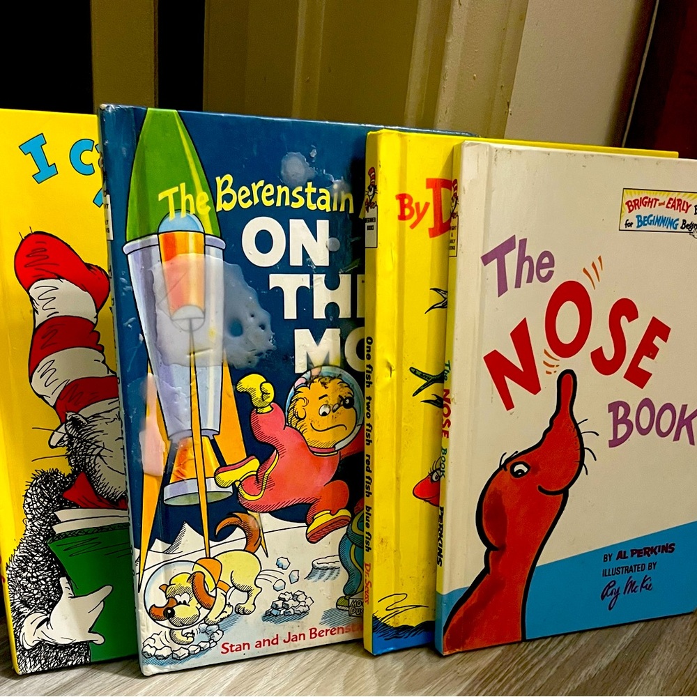 Dr. Seuss, bundle of four books